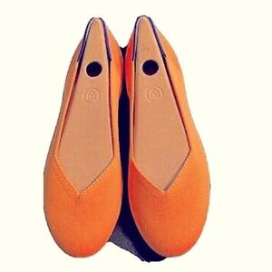 Rothy’s The Flat in Tangerine Orange, new in box